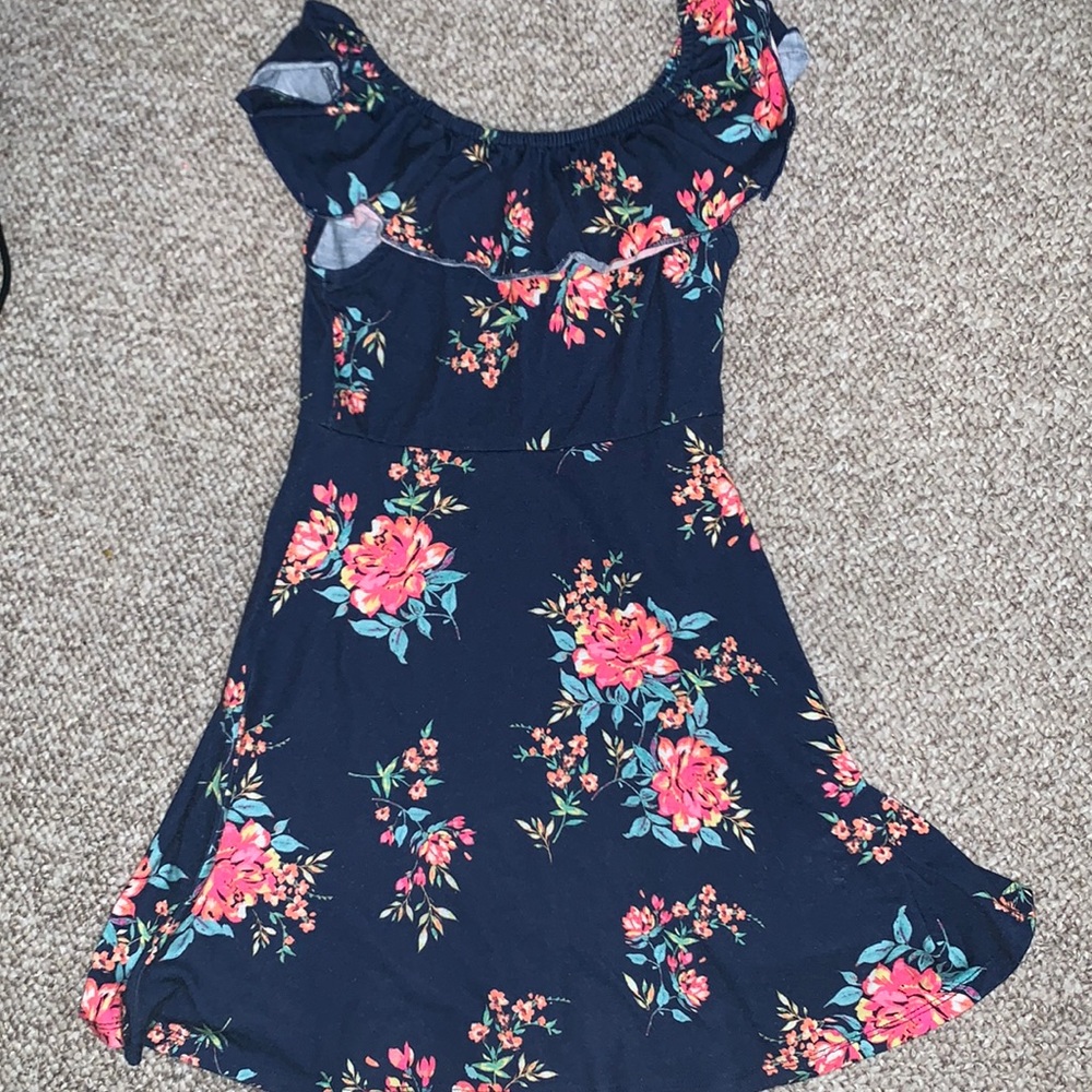 Girls pink violet size 7/8 navy flowered dress